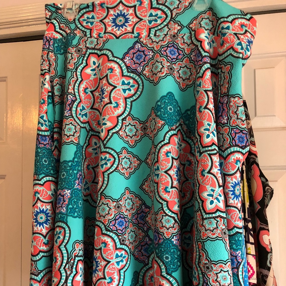 Agnes & Dora midi skirt WITH POCKETS